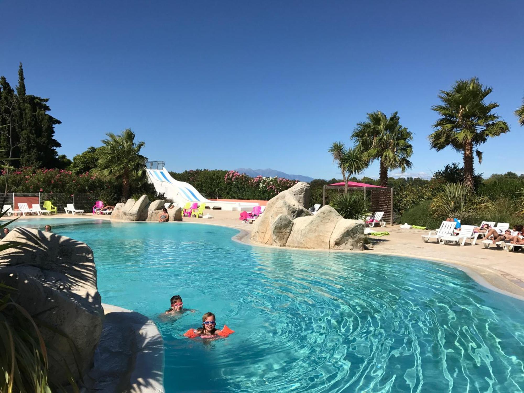 ארגלס-סור-מר L'Hotel Du Mediterranee מראה חיצוני תמונה